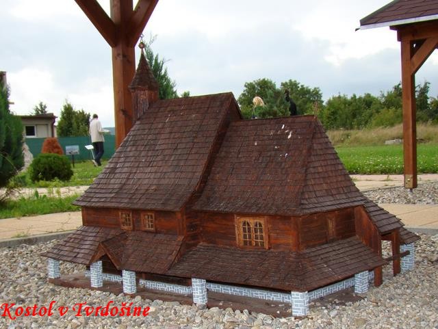 09.jpg