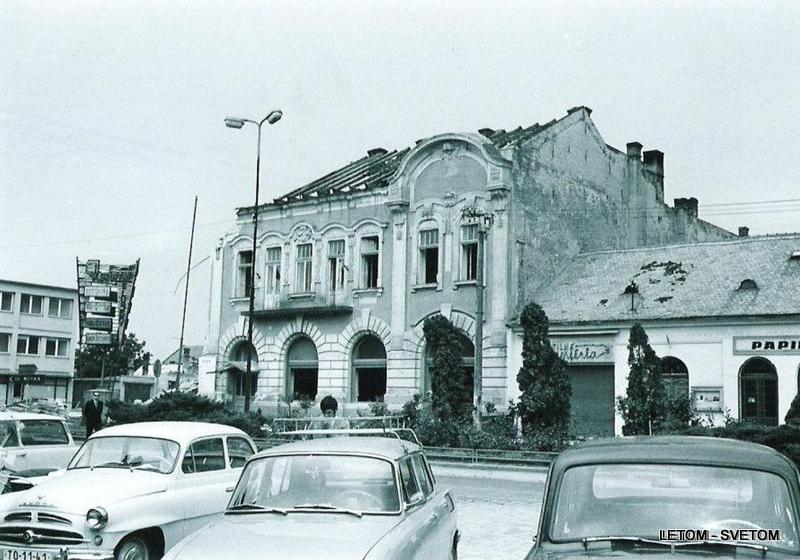 Pokračovanie v búrani Koruny