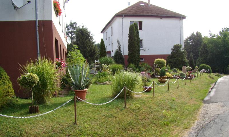 Prehvozdi-dnešné vykrášlené bytovky