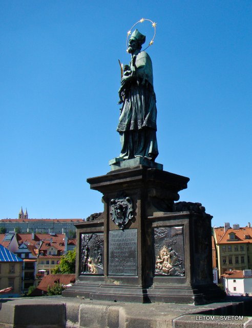 23-Karlov most-05044