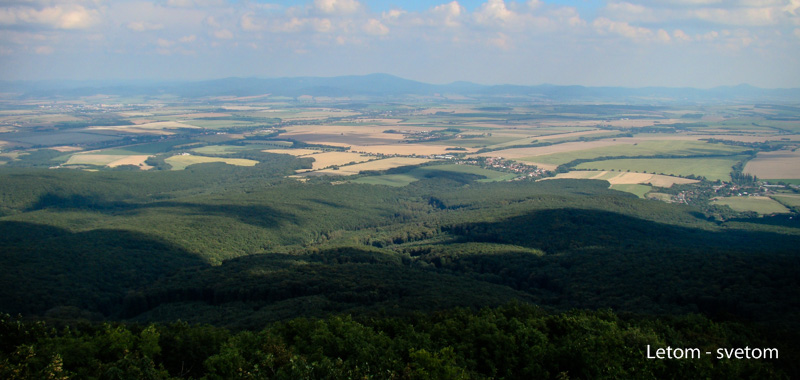 06-pohľad z rozhladňe smer Topoľčany
