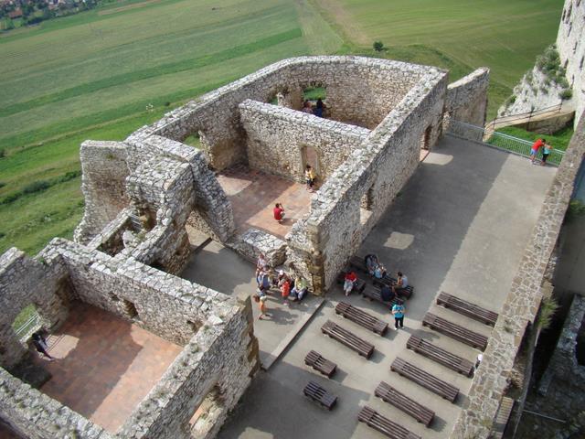 09.JPG